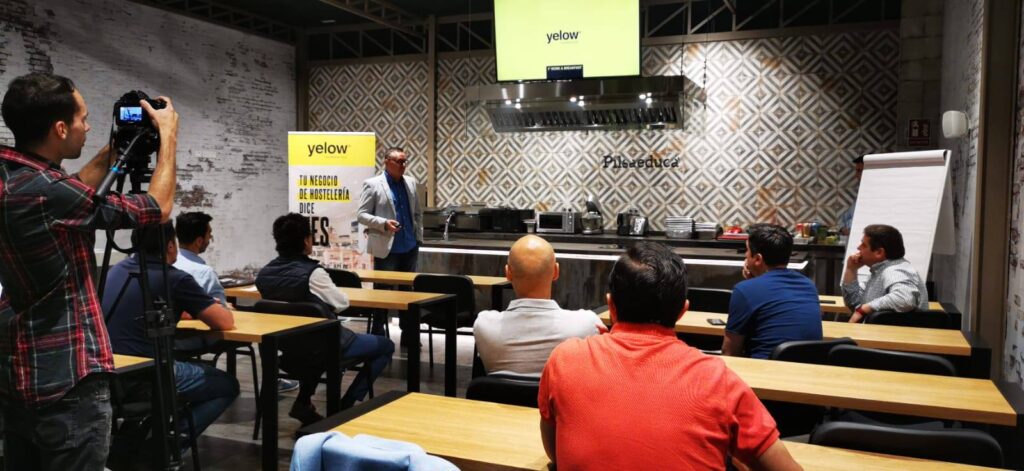Ecoworld y yelow